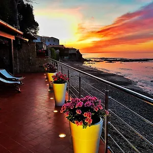 https://brezza-marina-guesthouse.sicilyhotelsitaly.net